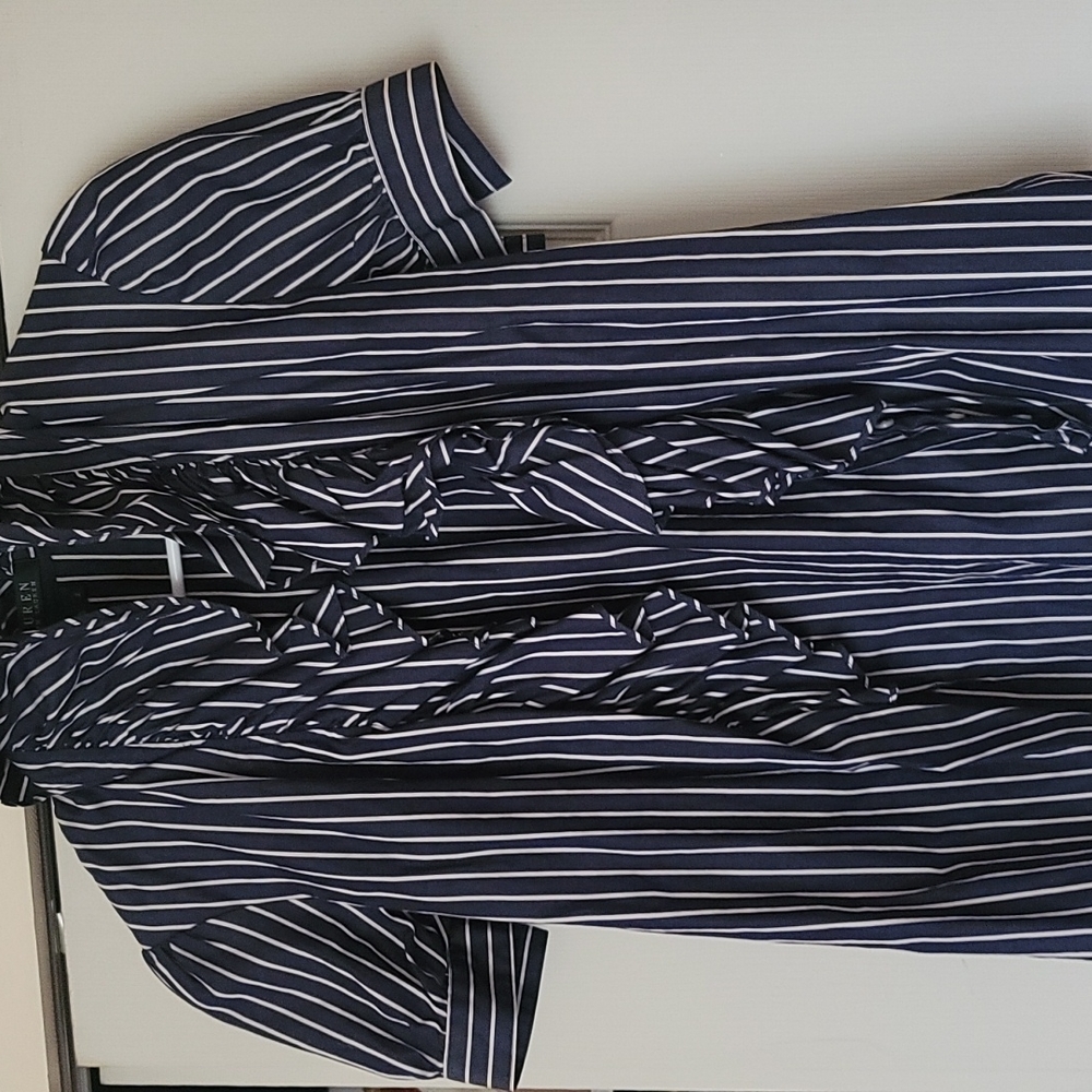 Ralph Lauran pinstriped ruffle collar short sleeve shirt